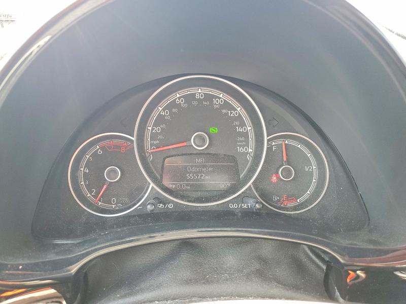 2018 Volkswagen Beetle მანქანა იყიდება აუქციონზე, vin: 3VWFD7AT6JM714355, აუქციონის ნომერი: 59271746