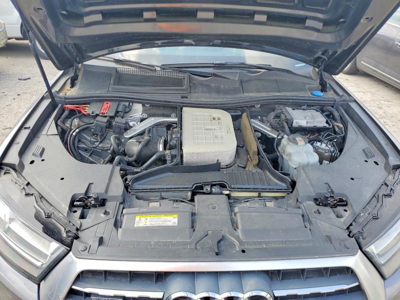 60574206 :رقم المزاد ، WA1LAAF77JD041055 vin ، 2018 Audi Q7 مزاد بيع
