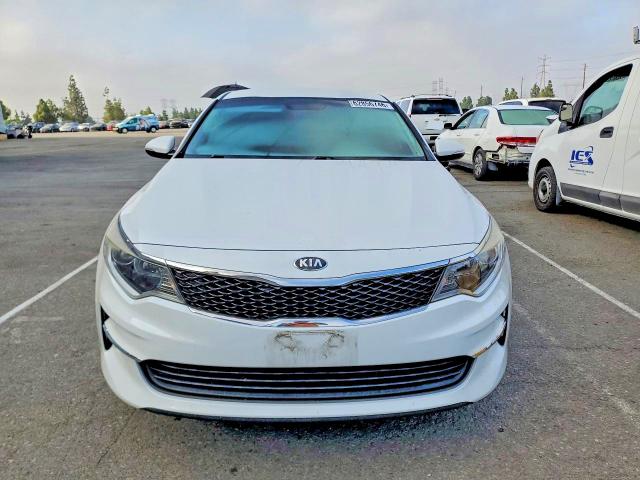 2018 Kia Optima მანქანა იყიდება აუქციონზე, vin: 5XXGT4L33JG225211, აუქციონის ნომერი: 62856746