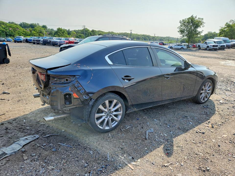 61549496 :رقم المزاد ، 3MZBPABL6MM253003 vin ، 2021 Mazda 3 مزاد بيع