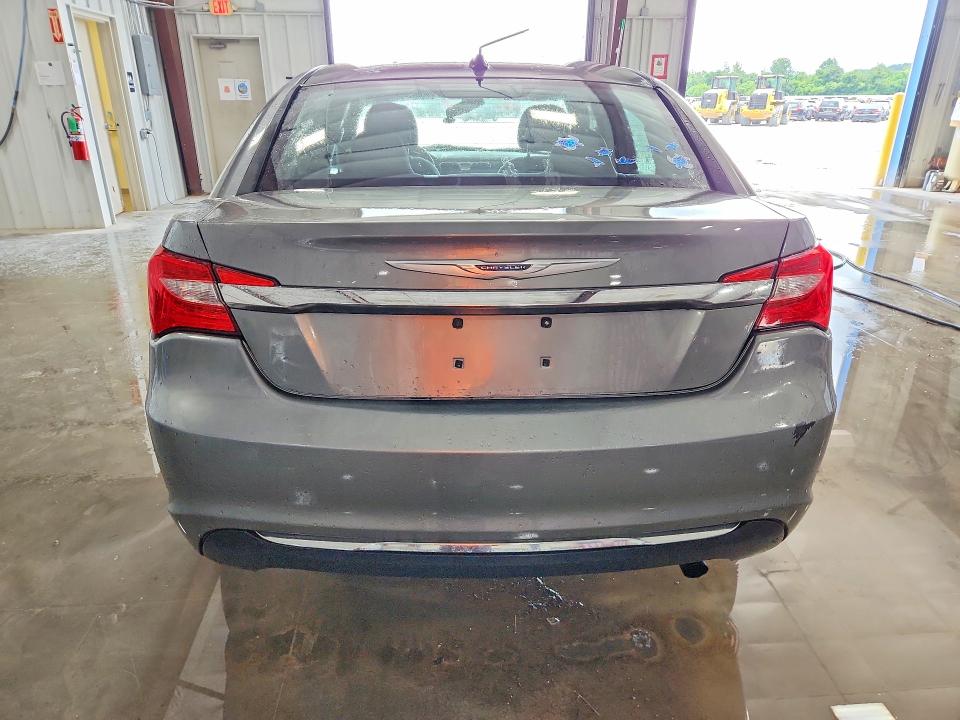 59911076 :رقم المزاد ، 1C3CCBAB4DN669210 vin ، 2013 Chrysler 200 مزاد بيع