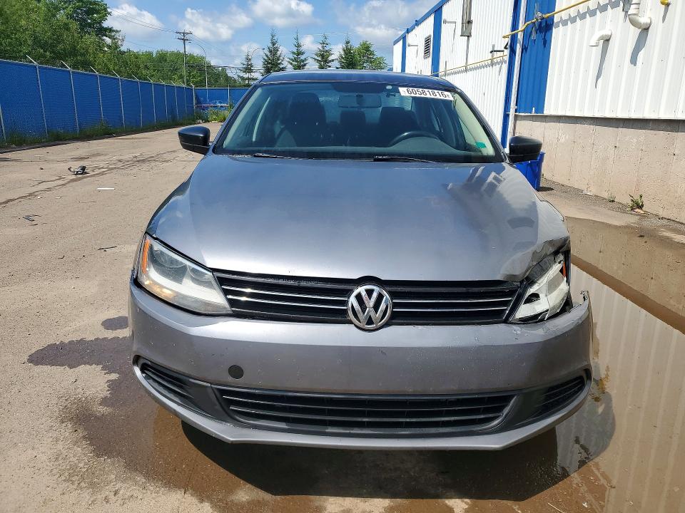 60581816 :رقم المزاد ، 3VW1K7AJ5DM270890 vin ، 2013 Volkswagen Jetta مزاد بيع