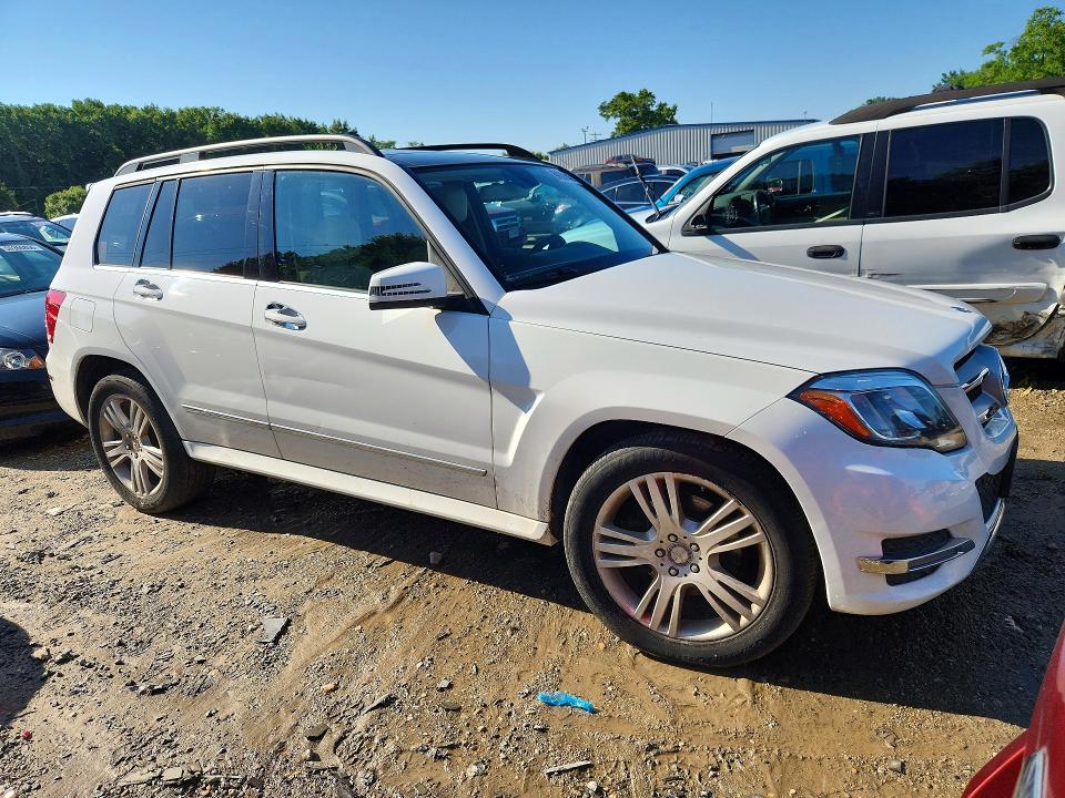 Продажа на аукционе авто 2015 Mercedes-benz Glk, vin: WDCGG8JBXFG363098, номер лота: 60020446