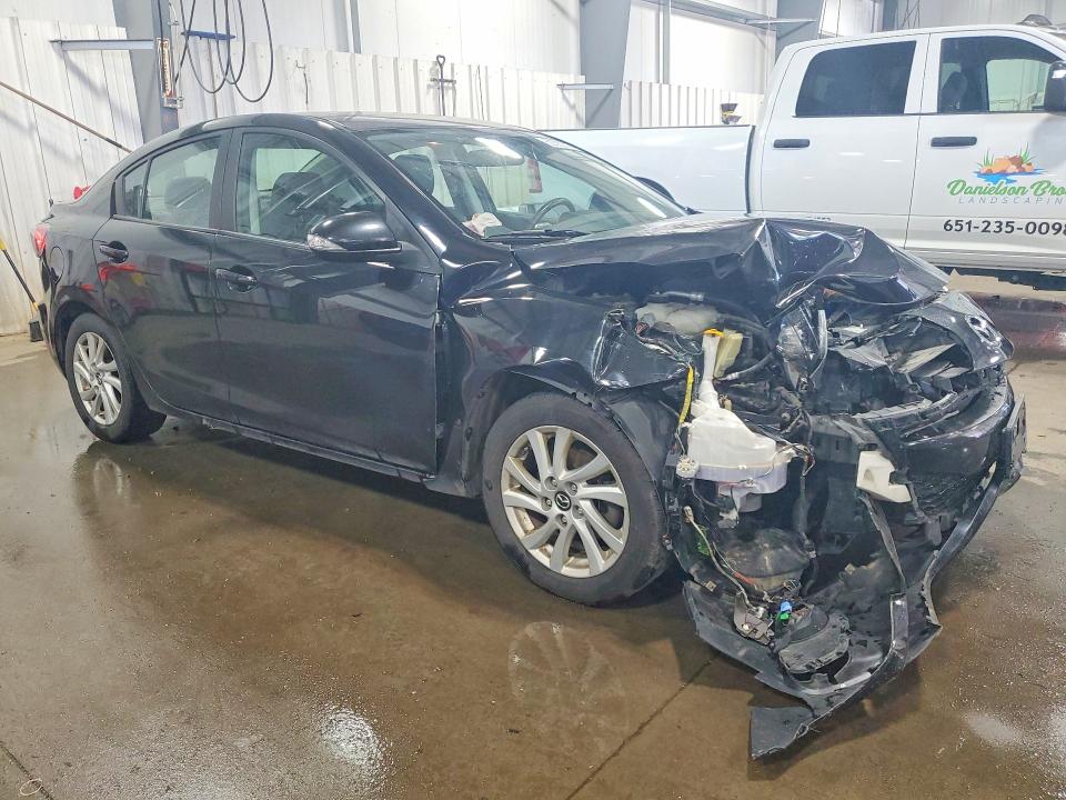 60392216 :رقم المزاد ، JM1BL1W74D1780062 vin ، 2013 Mazda 3 مزاد بيع