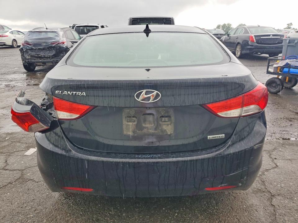 2013 Hyundai Elantra მანქანა იყიდება აუქციონზე, vin: KMHDH4AE9DU929657, აუქციონის ნომერი: 60581926