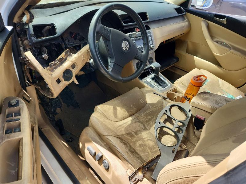 60175876 :رقم المزاد ، WVWAK73C38E247279 vin ، 2008 Volkswagen Passat مزاد بيع