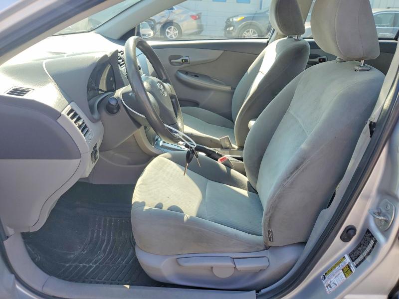 60412366 :رقم المزاد ، 2T1BU4EE9AC281375 vin ، 2010 Toyota Corolla مزاد بيع