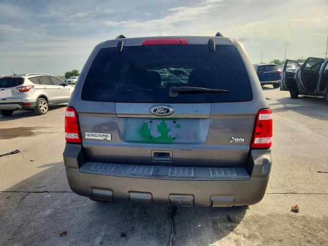 2010 Ford Escape მანქანა იყიდება აუქციონზე, vin: 1FMCU0DG2AKC42685, აუქციონის ნომერი: 60990216