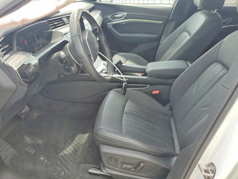 62298916 :رقم المزاد ، WA1CAAGE7RB035227 vin ، 2024 Audi Q8 E-tron مزاد بيع