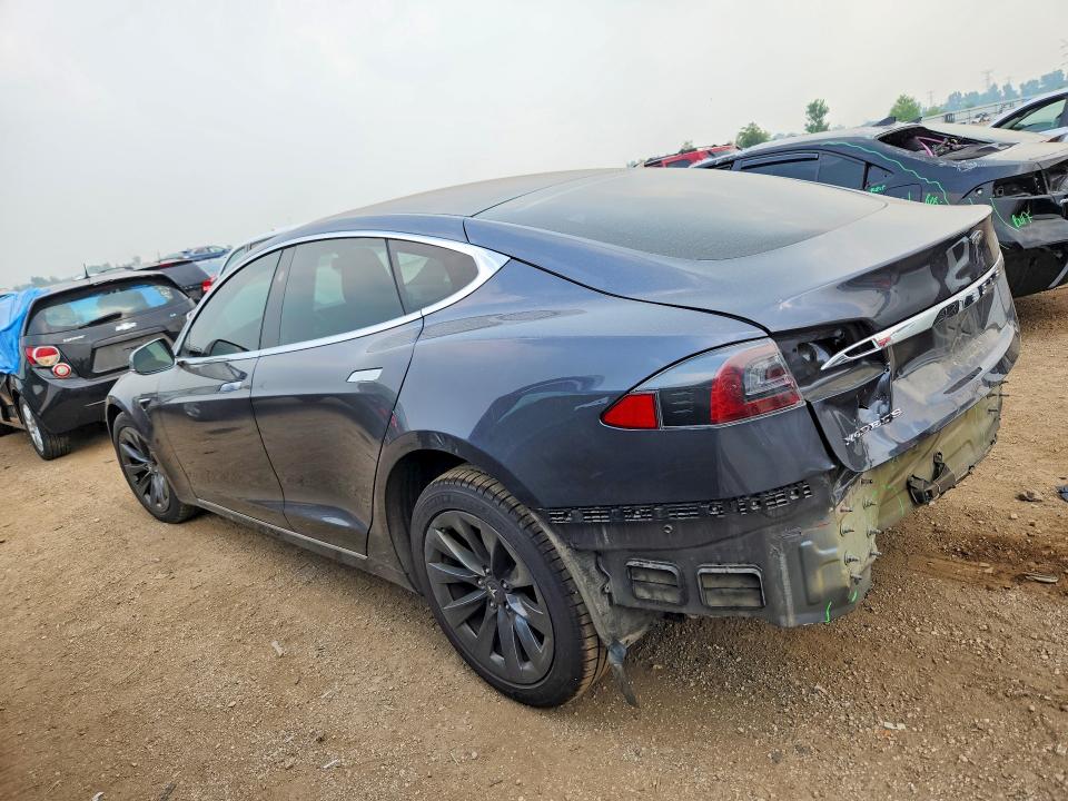 Продажа на аукционе авто 2018 Tesla Model S, vin: 5YJSA1E27JF298815, номер лота: 61155156