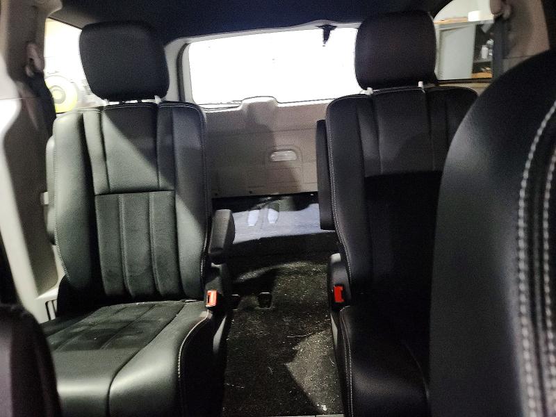 60751636 :رقم المزاد ، 2C4RDGCG1JR191660 vin ، 2018 Dodge Grand Caravan مزاد بيع