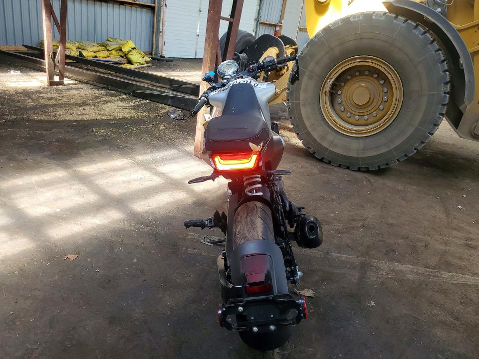 Продажа на аукционе авто 2021 Husqvarna Vitpilen 401/svartpilen 401, vin: MD2JUJ408MC280404, номер лота: 61610826