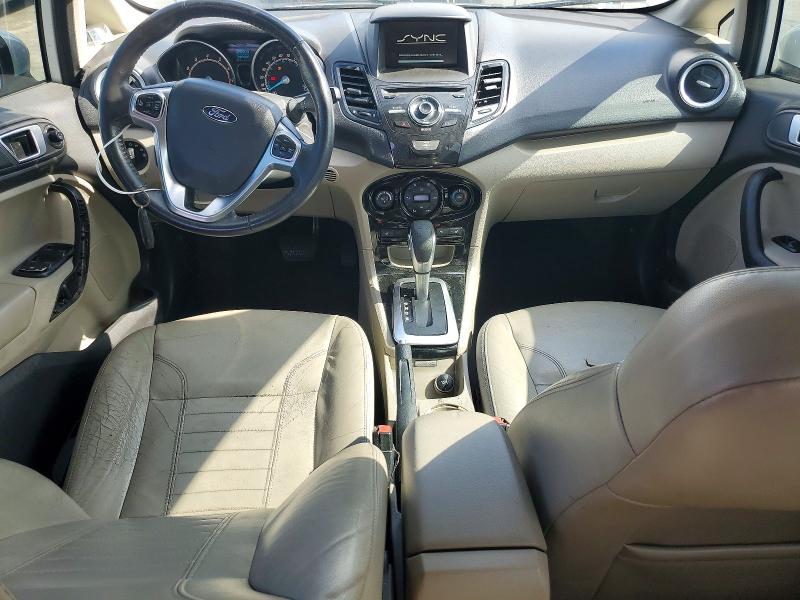60845646 :رقم المزاد ، 3FADP4FJ1FM196935 vin ، 2015 Ford Fiesta مزاد بيع