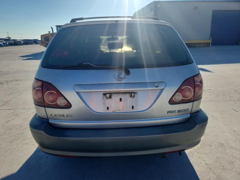 Продажа на аукционе авто 2000 Lexus Rx, vin: JT6HF10U3Y0110148, номер лота: 62605486