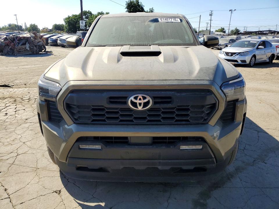 Продаж на аукціоні авто 2025 Toyota Tacoma, vin: 3TMKB5FN2SM033715, номер лоту: 61401716
