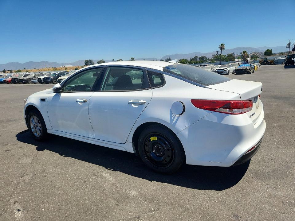 2017 Kia Optima მანქანა იყიდება აუქციონზე, vin: 5XXGT4L31HG156626, აუქციონის ნომერი: 60080186