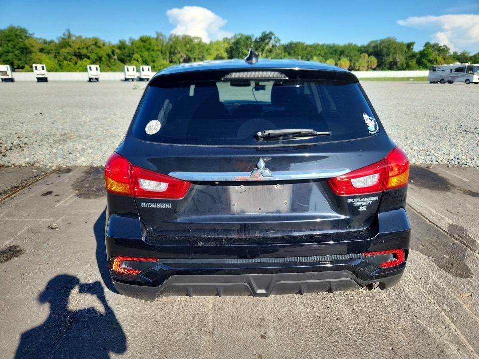 60082946 :رقم المزاد ، JA4AP3AW8JZ032772 vin ، 2018 Mitsubishi Outlander Sport مزاد بيع