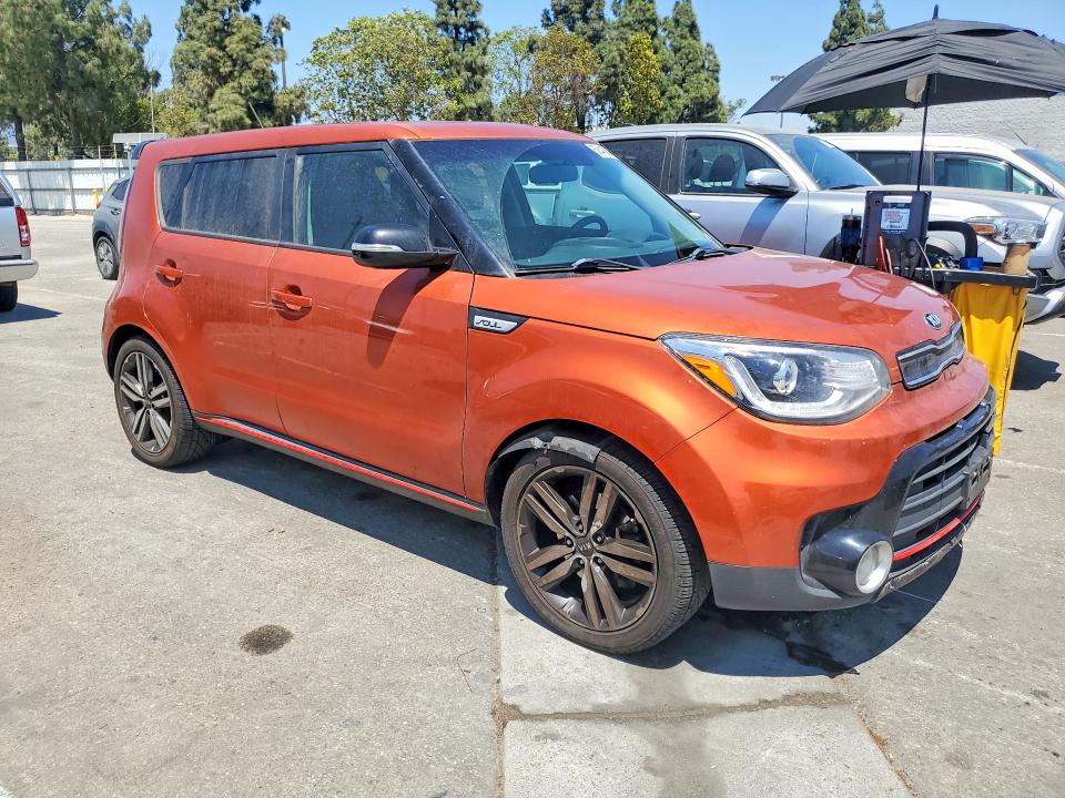 2018 Kia Soul მანქანა იყიდება აუქციონზე, vin: KNDJX3AA9J7572427, აუქციონის ნომერი: 62445096