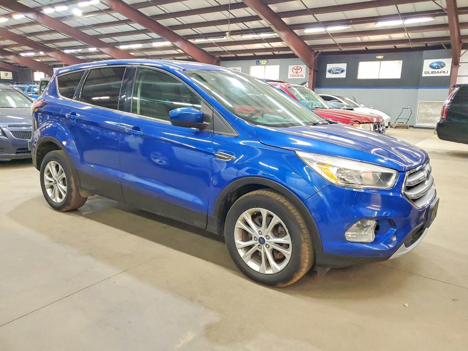 2017 Ford Escape მანქანა იყიდება აუქციონზე, vin: 1FMCU9GD4HUC83775, აუქციონის ნომერი: 61469176