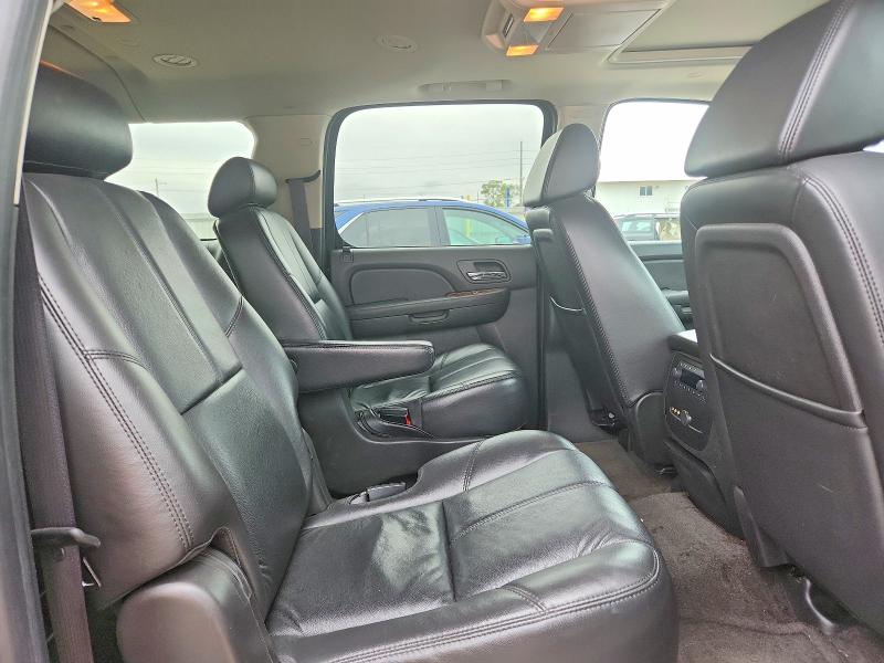 Продажа на аукционе авто 2008 Chevrolet Suburban, vin: 1GNFK16378J195863, номер лота: 62575316