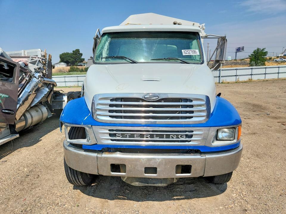 2004 Sterling Truck Acterra მანქანა იყიდება აუქციონზე, vin: 2FWBCGDC24AM32290, აუქციონის ნომერი: 62527696
