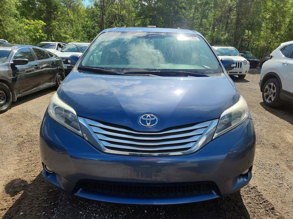 Продажа на аукционе авто 2015 Toyota Sienna, vin: 5TDDK3DC5FS095453, номер лота: 60630556