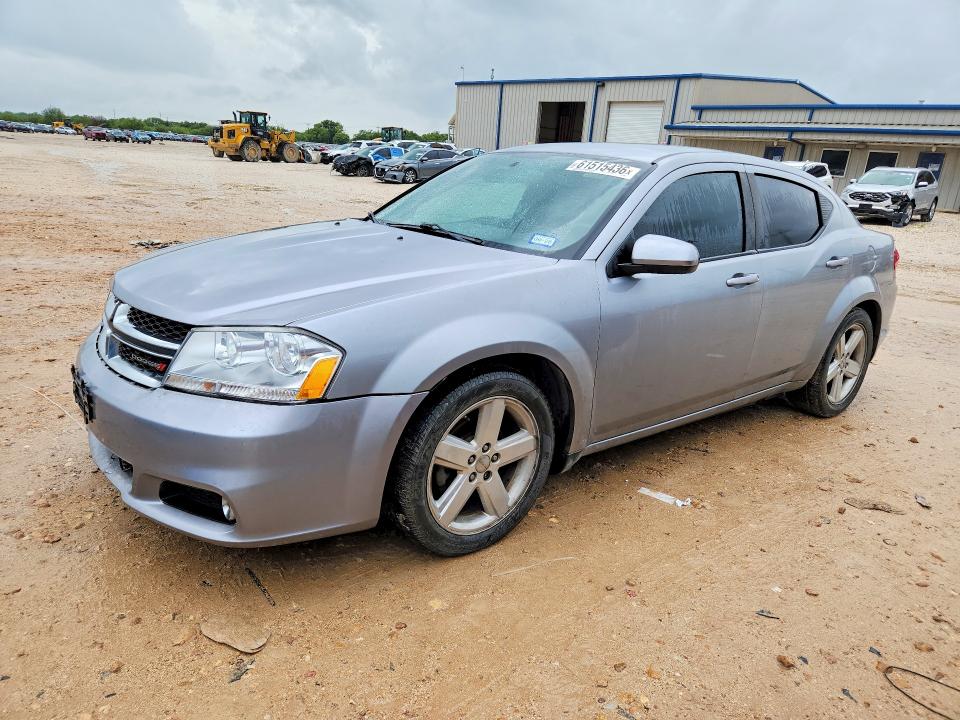 61515436 :رقم المزاد ، 1C3CDZCB0DN680062 vin ، 2013 Dodge Avenger مزاد بيع