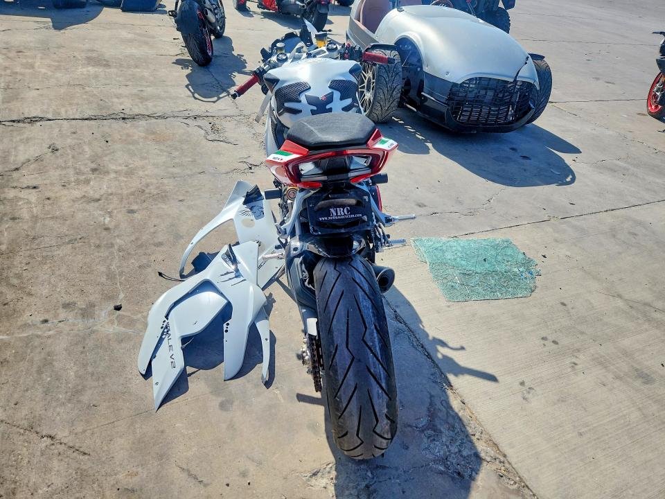Продажа на аукционе авто 2021 Ducati Panigale, vin: ZDMHAATW2MB005608, номер лота: 61013516