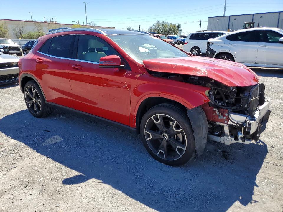 59706916 :رقم المزاد ، WDCTG4GB1JJ497735 vin ، 2018 Mercedes-benz Gla مزاد بيع