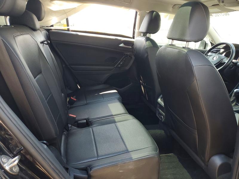 60570246 :رقم المزاد ، 3VV2B7AX9KM126978 vin ، 2019 Volkswagen Tiguan مزاد بيع