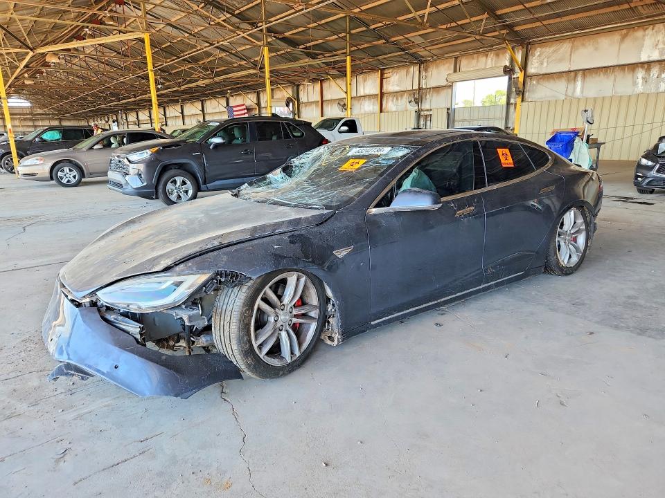 Продажа на аукционе авто 2016 Tesla Model S, vin: 5YJSA1E49GF143399, номер лота: 63242736