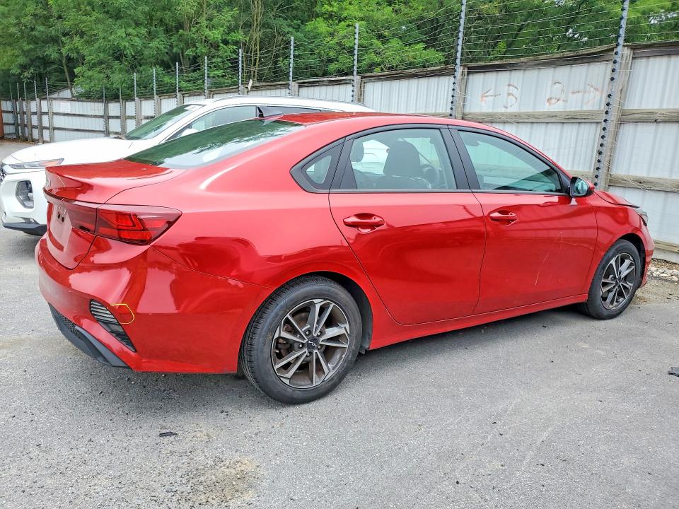 60028596 :رقم المزاد ، 3KPF24AD5PE571238 vin ، 2023 Kia Forte مزاد بيع