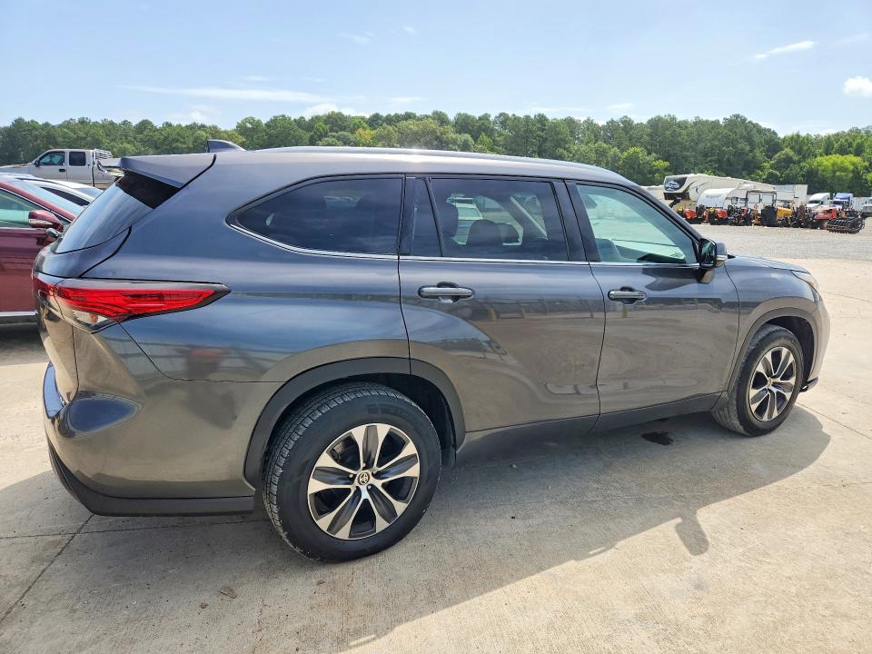 60945366 :رقم المزاد ، 5TDGZRAHXLS007410 vin ، 2020 Toyota Highlander مزاد بيع