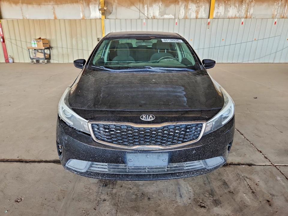 2018 Kia Forte მანქანა იყიდება აუქციონზე, vin: 3KPFL4A73JE261135, აუქციონის ნომერი: 60138936