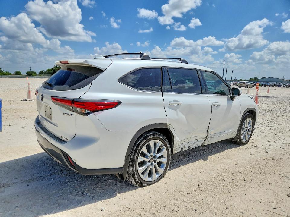 Продаж на аукціоні авто 2023 Toyota Highlander Hybrid, vin: 5TDXBRCH2PS124583, номер лоту: 59960646