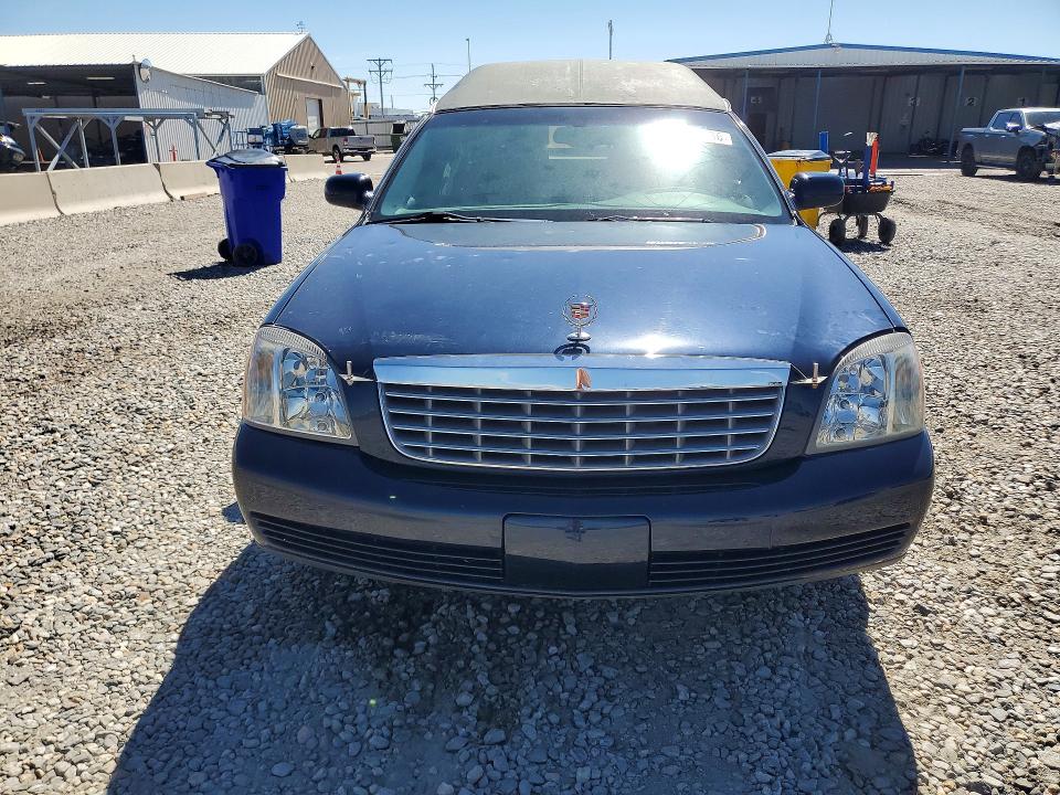 62973036 :رقم المزاد ، 1GEEH00Y35U500777 vin ، 2005 Cadillac Commercial Chassis مزاد بيع