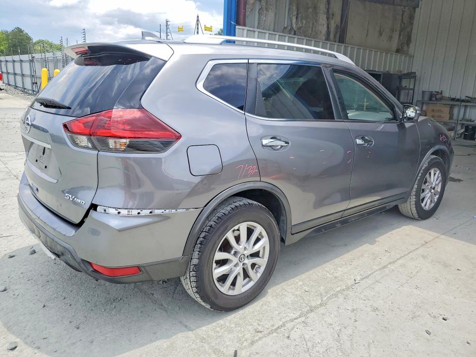 60828696 :رقم المزاد ، KNMAT2MVXJP620067 vin ، 2018 Nissan Rogue مزاد بيع