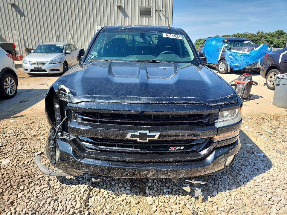 63113466 :رقم المزاد ، 3GCUKREC9JG147756 vin ، 2018 Chevrolet Silverado مزاد بيع