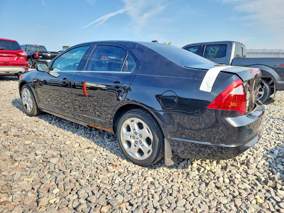 63219826 :رقم المزاد ، 3FAHP0HAXBR218581 vin ، 2011 Ford Fusion مزاد بيع