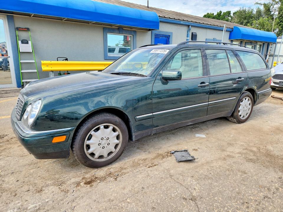 Продажа на аукционе авто 1998 Mercedes-benz E, vin: WDBJH82F7WX005501, номер лота: 59977226