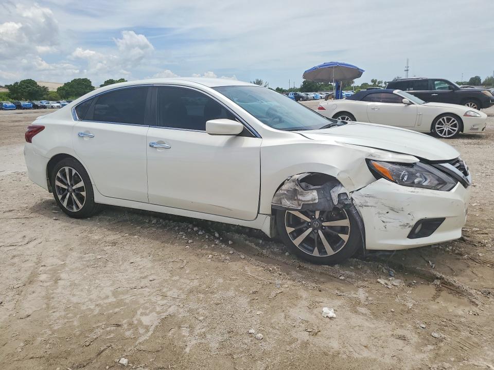 63399646 :رقم المزاد ، 1N4AL3AP9HC482833 vin ، 2017 Nissan Altima مزاد بيع