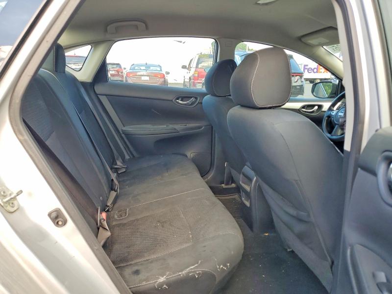 60478306 :رقم المزاد ، 3N1AB7AP5KY244211 vin ، 2019 Nissan Sentra مزاد بيع