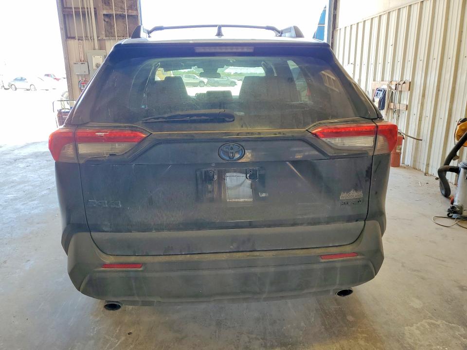 Продажа на аукционе авто 2023 Toyota Rav4, vin: 2T3UWRFV5PW165801, номер лота: 63117376