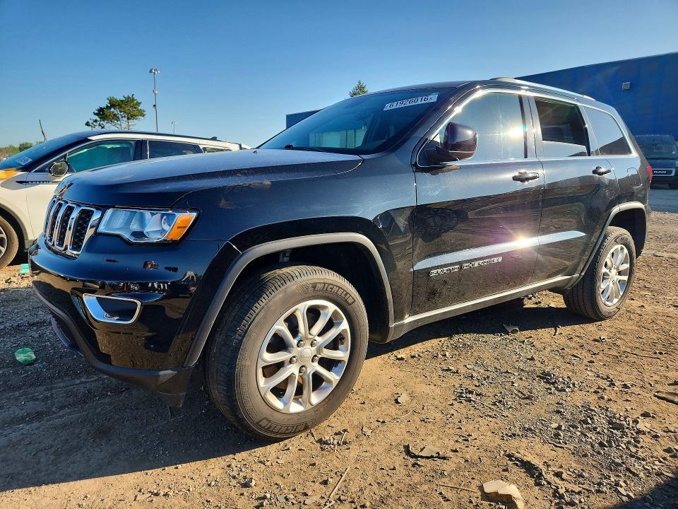 61926016 :رقم المزاد ، 1C4RJFAG5MC828357 vin ، 2021 Jeep Grand Cherokee مزاد بيع