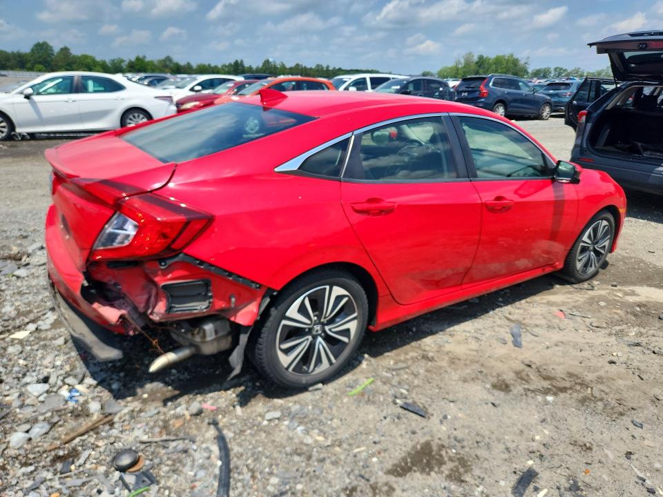 59679736 :رقم المزاد ، JHMFC1F7XJX003863 vin ، 2018 Honda Civic مزاد بيع