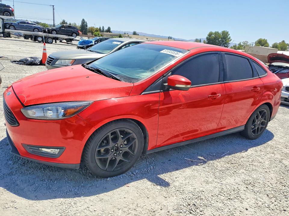 61049536 :رقم المزاد ، 1FADP3F26GL339903 vin ، 2016 Ford Focus مزاد بيع