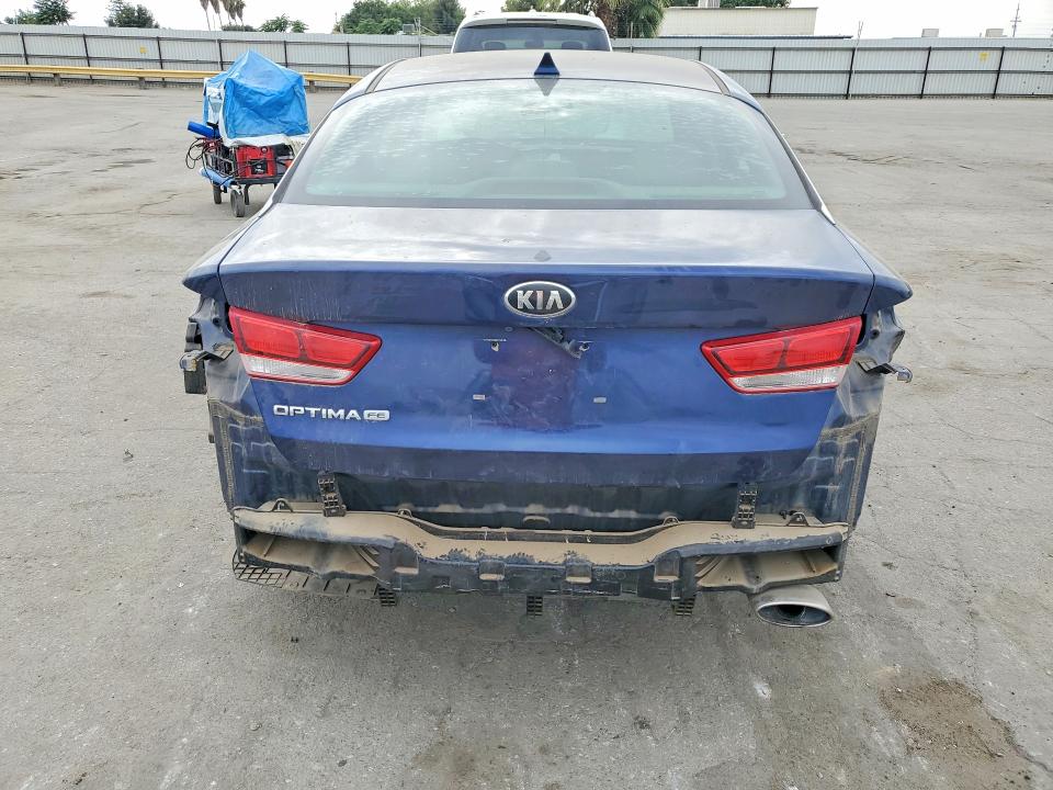 Продажа на аукционе авто 2017 Kia Optima, vin: 5XXGT4L32HG149653, номер лота: 60882326