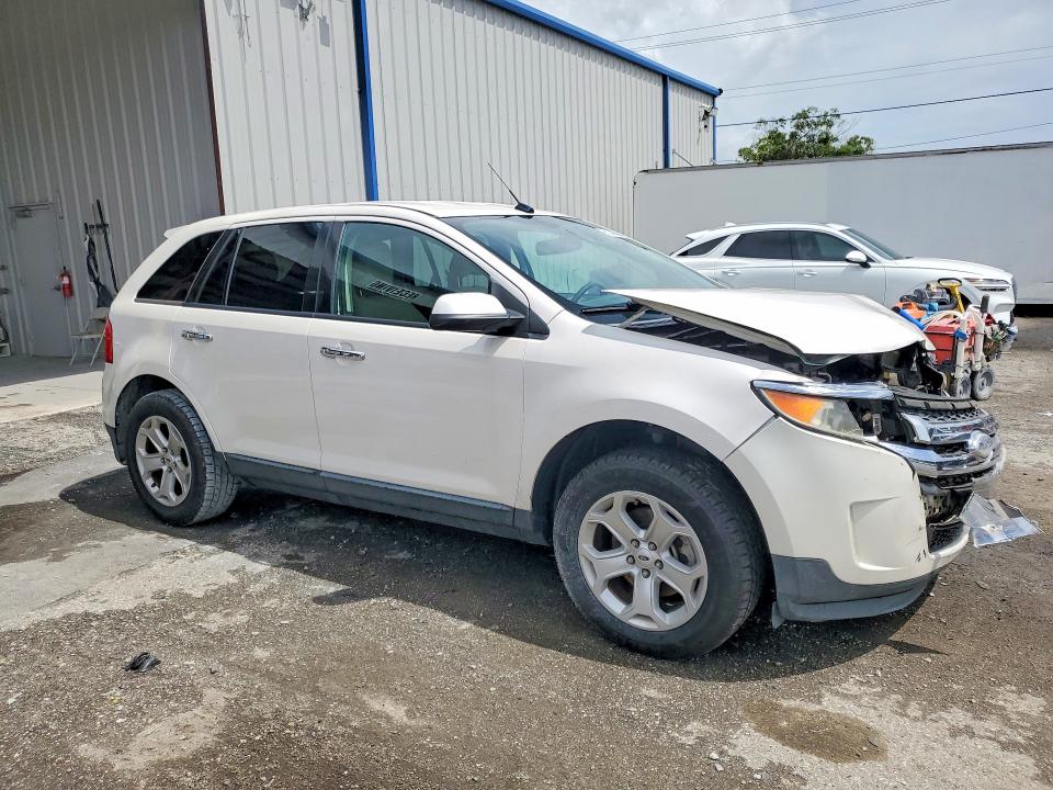 61305096 :رقم المزاد ، 2FMDK3JC1BBB65168 vin ، 2011 Ford Edge مزاد بيع