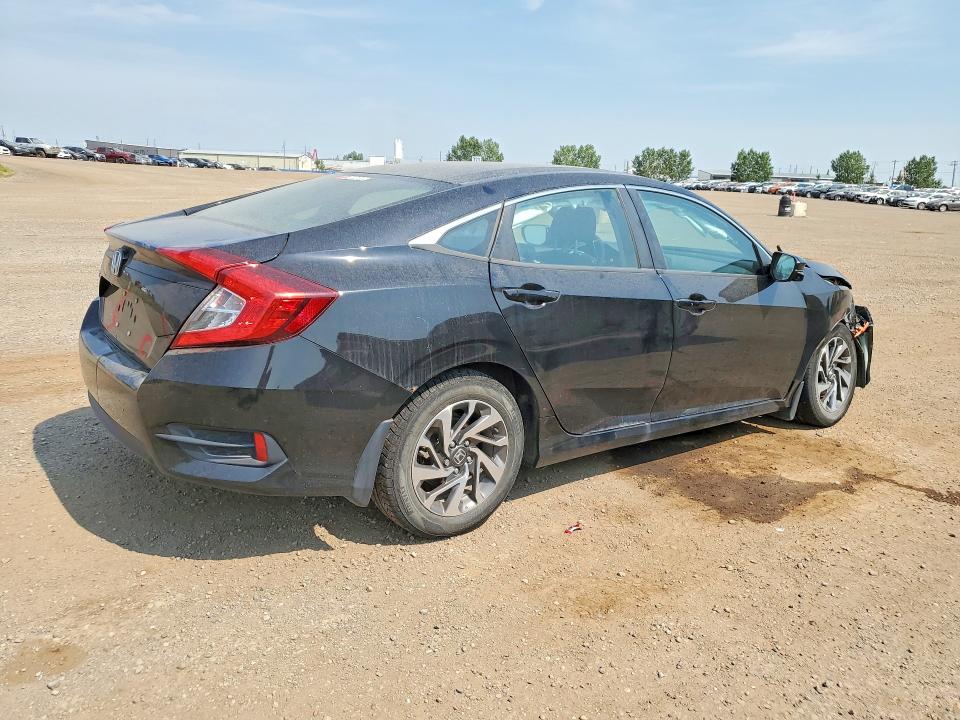 63407006 :رقم المزاد ، 2HGFC2F88HH006647 vin ، 2017 Honda Civic مزاد بيع