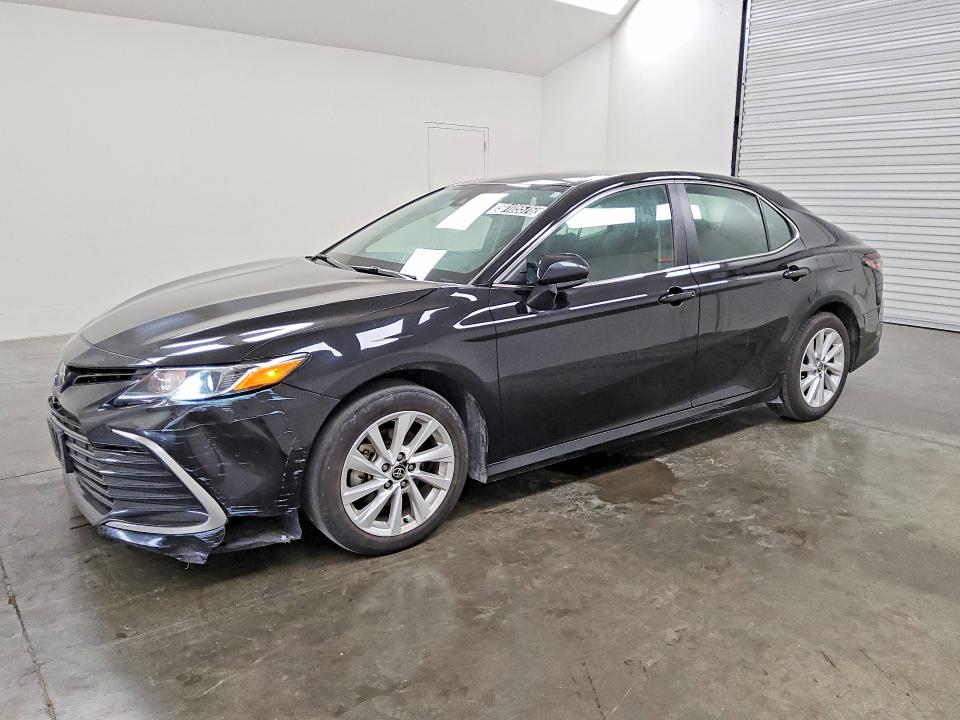 59105576 :رقم المزاد ، 4T1C11AK4RU869489 vin ، 2024 Toyota Camry مزاد بيع